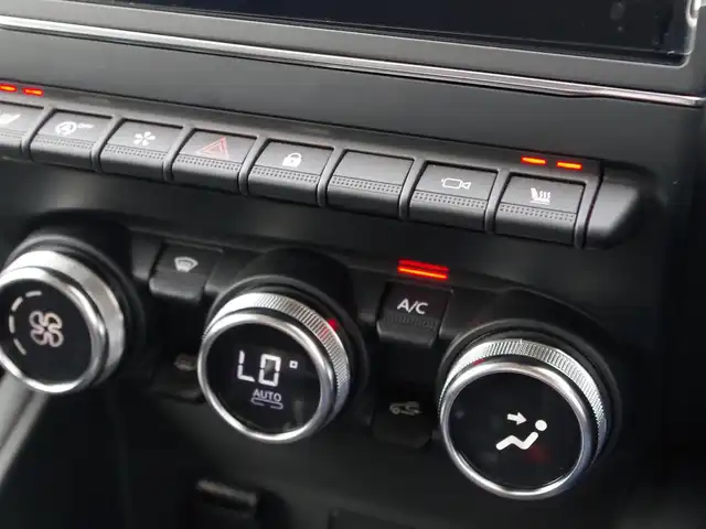 ルノー キャプチャー 埼玉県 2021(令3)年 3.8万km パール ブラックレザーシート/アダプティブクルーズコントロール/全周囲カメラ/パークセンサー/レーンキープアシスト/androidauto/Carplay/Bluetooth/ブラインドスポットモニター/シートH/ステアリングHI/ETC