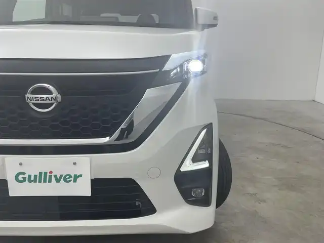 日産 ルークス HWS Gターボ プロパイロットED 群馬県 2020(令2)年 5.7万km ホワイトパール 禁煙車　純正ナビ　Bluetooth　フルセグ　全方位カメラ　ハンズフリー両側パワースライドドア　ドライブレコーダー　ETC　衝突軽減システム　コーナーセンサー　プッシュスタート　スマートキー　純正アルミホイール