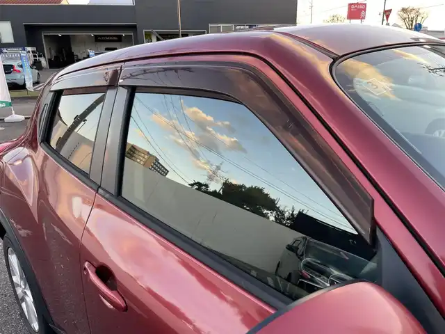 日産 ジューク 16GT FOUR 新潟県 2012(平24)年 16.6万km ラディアントレッド ４WD/ターボ/フルオートタイマー/メモリナビ/ワンセグテレビ/バックカメラ/ドアバイザー/ETC/純正ホイール夏タイヤ装着/純正フロアマット/Bluetooth/電動格納ドアミラー