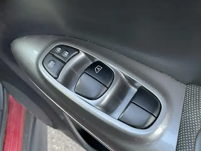 日産 ジューク 16GT FOUR 新潟県 2012(平24)年 16.6万km ラディアントレッド ４WD/ターボ/フルオートタイマー/メモリナビ/ワンセグテレビ/バックカメラ/ドアバイザー/ETC/純正ホイール夏タイヤ装着/純正フロアマット/Bluetooth/電動格納ドアミラー