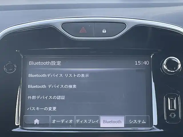 ルノー ルーテシア ゼン 岡山県 2016(平28)年 5.8万km ルージュフラムM 登録時走行距離57270km/５MT/純正ナビ/横滑り防止装置/クルーズコントロール/オートライト/アイドリングストップ/16インチ純正AW/純正フロアマット/カードキー/プッシュスタート/保証書/取扱説明書