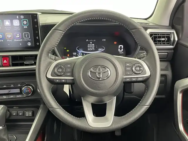 トヨタ ライズ Z 大分県 2023(令5)年 0.9万km ターコイズブルーマイカメタリック ワンオーナー/純正ディスプレイオーディオ/トヨタセーフティーセンス/スマートアシスト/コーナーセンサー/バックカメラ/オートブレーキホールド/純正アルミホイル17インチ/純正フロアマット/電動格納ミラー/LEDヘッドライト/革巻ステアリング/HDMI入力端子/USB入力端子/ビルトインETC