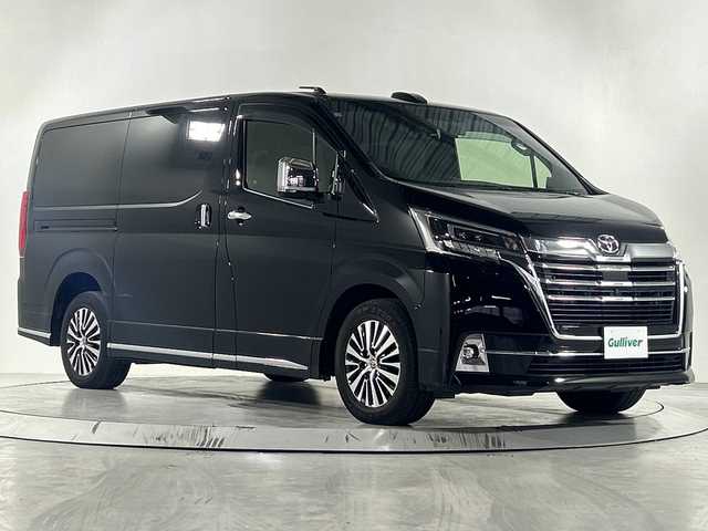 トヨタ グランエース プレミアム 佐賀県 2020(令2)年 4万km ブラック 純正8インチディスプレイオーディオ/フルセグTV/Miracast/Bluetooth/全方位カメラ/純正12．１インチフリップダウンモニター/衝突被害軽減システム/レーダークルーズコントロール/レーンアシスト/ブラインドスポットモニター/パーキングサポートブレーキ/ロードサインアシスト/後退時交差車両検知警報/先行車発進告知機能/横滑り防止装置/オートライト/オートマチックハイビーム/LEDヘッドライト/LEDフォグライト/オートワイパー/前後ドライブレコーダー/ビルトインETC/両側パワースライドドア/デジタルインナールームミラー/レーザーシート/運転席・助手席パワーシート/全席シートヒーター/ISOFIX対応/純正17インチアルミホイール/純正フロアマット/純正ドアバイザー/後席サンシェード/ステアリングスイッチ