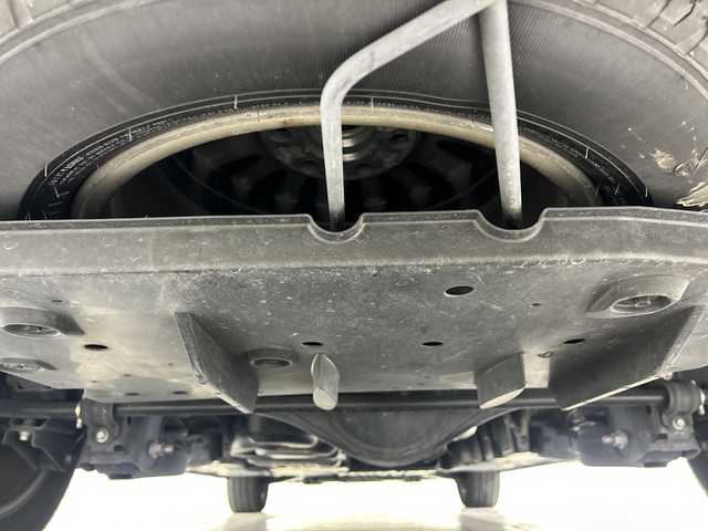 トヨタ グランエース プレミアム 佐賀県 2020(令2)年 4万km ブラック 純正8インチディスプレイオーディオ/フルセグTV/Miracast/Bluetooth/全方位カメラ/純正12．１インチフリップダウンモニター/衝突被害軽減システム/レーダークルーズコントロール/レーンアシスト/ブラインドスポットモニター/パーキングサポートブレーキ/ロードサインアシスト/後退時交差車両検知警報/先行車発進告知機能/横滑り防止装置/オートライト/オートマチックハイビーム/LEDヘッドライト/LEDフォグライト/オートワイパー/前後ドライブレコーダー/ビルトインETC/両側パワースライドドア/デジタルインナールームミラー/レーザーシート/運転席・助手席パワーシート/全席シートヒーター/ISOFIX対応/純正17インチアルミホイール/純正フロアマット/純正ドアバイザー/後席サンシェード/ステアリングスイッチ