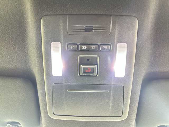 トヨタ グランエース プレミアム 佐賀県 2020(令2)年 4万km ブラック 純正8インチディスプレイオーディオ/フルセグTV/Miracast/Bluetooth/全方位カメラ/純正12．１インチフリップダウンモニター/衝突被害軽減システム/レーダークルーズコントロール/レーンアシスト/ブラインドスポットモニター/パーキングサポートブレーキ/ロードサインアシスト/後退時交差車両検知警報/先行車発進告知機能/横滑り防止装置/オートライト/オートマチックハイビーム/LEDヘッドライト/LEDフォグライト/オートワイパー/前後ドライブレコーダー/ビルトインETC/両側パワースライドドア/デジタルインナールームミラー/レーザーシート/運転席・助手席パワーシート/全席シートヒーター/ISOFIX対応/純正17インチアルミホイール/純正フロアマット/純正ドアバイザー/後席サンシェード/ステアリングスイッチ