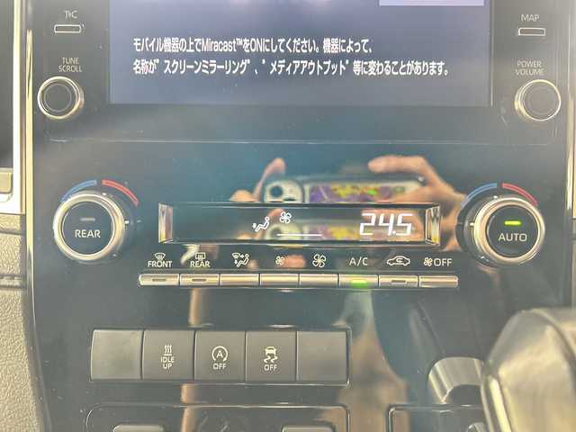 トヨタ グランエース プレミアム 佐賀県 2020(令2)年 4万km ブラック 純正8インチディスプレイオーディオ/フルセグTV/Miracast/Bluetooth/全方位カメラ/純正12．１インチフリップダウンモニター/衝突被害軽減システム/レーダークルーズコントロール/レーンアシスト/ブラインドスポットモニター/パーキングサポートブレーキ/ロードサインアシスト/後退時交差車両検知警報/先行車発進告知機能/横滑り防止装置/オートライト/オートマチックハイビーム/LEDヘッドライト/LEDフォグライト/オートワイパー/前後ドライブレコーダー/ビルトインETC/両側パワースライドドア/デジタルインナールームミラー/レーザーシート/運転席・助手席パワーシート/全席シートヒーター/ISOFIX対応/純正17インチアルミホイール/純正フロアマット/純正ドアバイザー/後席サンシェード/ステアリングスイッチ