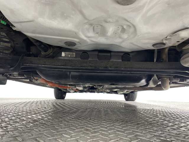 トヨタ アクア 沖縄県 2015(平27)年 6.9万km シルバーM 県外仕入れ/禁煙車/純正ナビ（NSZT-W64）/・ＣＤ／ＤＶＤ/・Ｂｌｕｅｔｏｏｔｈ/・フルセグＴＶ/バックカメラ/ETC/レーンディパーチャーアラート/プリクラクションセーフティ/オートマチックハイビーム/フォグライト