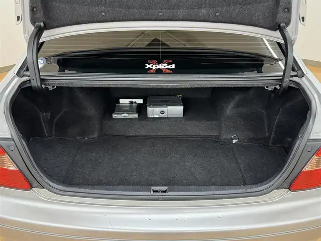 トヨタ アリスト V300 ベルテックエディション 群馬県 1998(平10)年 6.4万km シルバーM サンルーフ/クルーズコントロール/前席パワーシート/HIDヘッドライト/フォグランプ/ETC/ドライブレコーダー/純正フロアマット/純正17インチAW/純正カーオーディオ