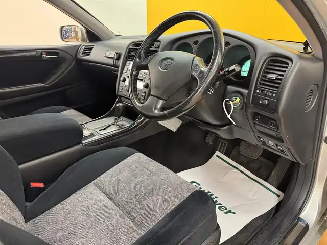 トヨタ アリスト V300 ベルテックエディション 群馬県 1998(平10)年 6.4万km シルバーM サンルーフ/クルーズコントロール/前席パワーシート/HIDヘッドライト/フォグランプ/ETC/ドライブレコーダー/純正フロアマット/純正17インチAW/純正カーオーディオ