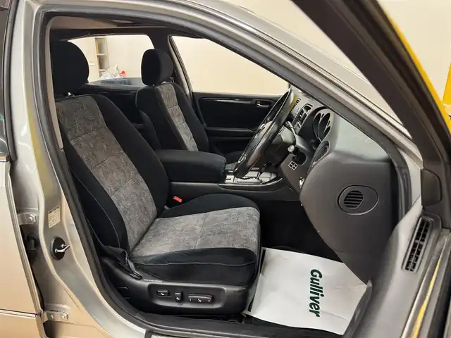 トヨタ アリスト V300 ベルテックエディション 群馬県 1998(平10)年 6.4万km シルバーM サンルーフ/クルーズコントロール/前席パワーシート/HIDヘッドライト/フォグランプ/ETC/ドライブレコーダー/純正フロアマット/純正17インチAW/純正カーオーディオ