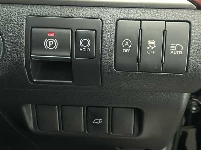 トヨタ ハリアー プレミアム 宮崎県 2017(平29)年 6.1万km ブラック ワンオーナー/後期型/Toyota Safety Sense P/〇プリクラッシュセーフティ/〇レーンディパーチャーアラート/〇オートマチックハイビーム/〇レーダークルーズコントロール/〇オートマチックハイビーム/〇クリアランスソナー/純正7インチSDナビ/ワンセグTV/CD/Bluetooth/バックカメラ/ハーフレザーシート/パワーシート/パワーバックドア/LEDヘッドライト/純正18インチAW/アイドリングストップ/ビルトインETC/純正ドライブレコーダー（DRD-H66)/カードキー/保証書/取扱説明書