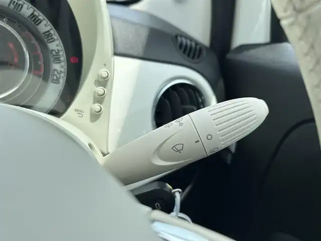 フィアット ５００ 1．2 ポップ 滋賀県 2018(平30)年 6.6万km 白 ワンオーナー/社外アルミ14インチサマータイヤ/純正スチールホイル、スタッドレスセット（ホイルキャップ）/ETC