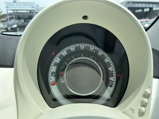 フィアット ５００ 1．2 ポップ 滋賀県 2018(平30)年 6.6万km 白 ワンオーナー/社外アルミ14インチサマータイヤ/純正スチールホイル、スタッドレスセット（ホイルキャップ）/ETC
