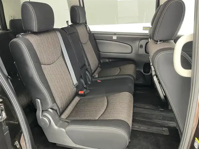 日産 セレナ HWS S HV Vセレ +Sefty Aセーフ 愛知県 2015(平27)年 5.3万km インペリアルアンバーP 純正８型ナビ　フルセグＴＶ　ＤＶＤ　全方位カメラ　ＥＴＣ　クルコン　エマージェンシーブレーキ　衝突軽減装置　車線逸脱　コーナーセンサー　ＬＥＤオートライト　フォグランプ　両側パワースライドドア　禁煙車