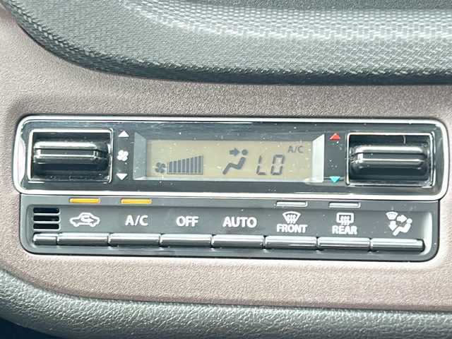 スズキ ソリオ バンディット HV MV 福岡県 2022(令4)年 3.8万km グリッターバイオレットパール ・9インチナビ/（BLUETOOTH/フルセグ/バックカメラ/・アラウンドビューモニター/・ビルトインETC/・ドライブレコーダー/・ヘッドアップディスプレイ/・スペアキー/・純正アルミホイール/・純正フロアマット/・両側パワースライドドア/・シートヒーター/・LEDヘッドライト/・天井サーキュレーター/・クルーズコントロール/・アイドリングストップ/・クリアランスソナー/・オールリトラミラー/・コーナーセンサー/・レーンキープアシスト/・横滑り防止装置/・衝突軽減システム/・USB入力端子/・センターウォークスルー/・オートライト/・保証書/・取扱説明書