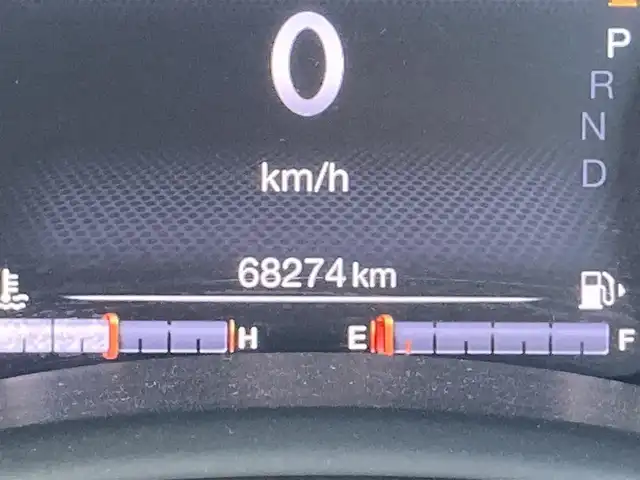 クライスラー・ジープ ジープ レネゲード リミテッド 熊本県 2022(令4)年 6.9万km ブラック ・スマートキー/・プッシュスタート/・自動緊急ブレーキ/・レーンセンス/・パークセンス/・ブラインドスポットモニター/・アクティブヘッドライト/・クルーズコントロール(追従式)/・黒革シート/・前席パワーシート/・前席シートヒーター /・ハンドルヒーター /・純正メモリナビ/　【Bluetooth・USB・AUX・AppleCarPlay】/・フルセグTV/・バックカメラ/・ETC2.0/・LEDヘッドランプ/・LEDフォグランプ/・純正マット/・保証書/取説