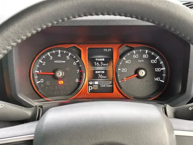 ダイハツ タフト G ターボ 宮城県 2023(令5)年 1.1万km フォレストカーキメタリック 9インチスマホ連携ディスプレイオーディオ/・地デジTV/・AppleCarPlay/AndroidAuto/・HDMIソケット/パノラマモニター/＝＝＝/スカイフィールトップ/ルーフレール/スマートアシスト/・衝突警報機能/・衝突回避支援ブレーキ/・ブレーキ制御機能付誤発進抑制機能/・車線逸脱抑制制御機能/・車線逸脱警報機能/・路側逸脱警報機能/・先行車発進お知らせ機能/・アダプティブドライビングビーム/・全車速追従機能付アダプティブクルーズコントロール/・ふらつき警報/・標識認識機能/・レーンキープコントロール/・コーナーセンサー/ビルトインETC/ドライブレコーダー/シートヒーター/シートカバー/革巻きステアリング/ステアリングスイッチ/電動パーキングブレーキ/ブレーキホールド/LEDヘッドランプ/フォグランプ/オートライト/スマートキー＆プッシュスタート/電動格納ミラー/純正15インチAW/純正フロアマット/W/サイド/カーテンエアバッグ