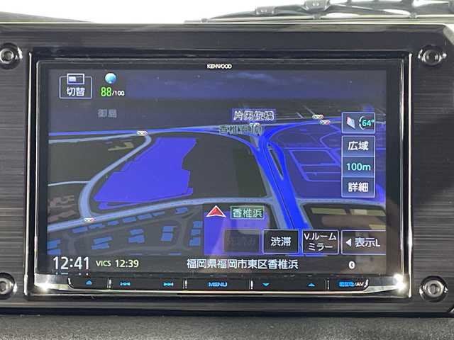 スズキ ジムニー シエラ JC 福岡県 2023(令5)年 1.3万km ピュアホワイトP DAMD little D仕様/社外ナビ/バックカメラ/スズキセーフティサポート/レーンキープ/フルセグ/Ｂｌｕｅｔｏｏｔｈ/ステアリングリモコン/パートタイマー式４ＷＤ/レーンキープアシスト/ＥＴＣ/クルーズコントロール/LEDヘッドライト
