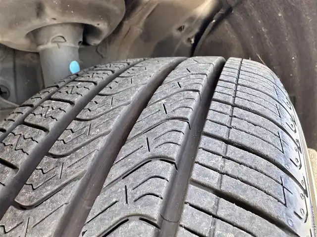 ホンダ オデッセイ アブソルート ホンダセンシング 宮城県 2019(平31)年 4.3万km プラチナホワイトパール 2列目プレミアムクレードルシート/17インチアルミホイール/＝＝＝/ホンダセンシング/●衝突軽減ブレーキ〈CMBS〉/●誤発進抑制機能/●歩行者事故低減ステアリング/●路外逸脱抑制機能/●ACC〈アダプティブ・クルーズ・コントロール〉/●LKAS〈車線維持支援システム〉/●先行車発進お知らせ機能/●標識認識機能/Gathers９インチインターナビ/【VXM-197VFNi】/Bluetooth/CD/DVD/SD/HDMI/USB/Apple CarPlay/フルセグTV/バックカメラ/純正前後ドライブレコーダー/純正ETC2.0/ハーフレザーシート/パワーシート/LEDヘッドライト/ステアリングスイッチ/パドルシフト/保証書/取扱説明書/スペアキー×1