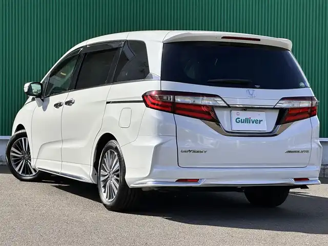 ホンダ オデッセイ アブソルート ホンダセンシング 宮城県 2019(平31)年 4.3万km プラチナホワイトパール 2列目プレミアムクレードルシート/17インチアルミホイール/＝＝＝/ホンダセンシング/●衝突軽減ブレーキ〈CMBS〉/●誤発進抑制機能/●歩行者事故低減ステアリング/●路外逸脱抑制機能/●ACC〈アダプティブ・クルーズ・コントロール〉/●LKAS〈車線維持支援システム〉/●先行車発進お知らせ機能/●標識認識機能/Gathers９インチインターナビ/【VXM-197VFNi】/Bluetooth/CD/DVD/SD/HDMI/USB/Apple CarPlay/フルセグTV/バックカメラ/純正前後ドライブレコーダー/純正ETC2.0/ハーフレザーシート/パワーシート/LEDヘッドライト/ステアリングスイッチ/パドルシフト/保証書/取扱説明書/スペアキー×1