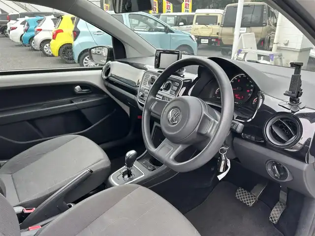 フォルクスワーゲン アップ！ ムーブアップ！ 東京都 2014(平26)年 7.3万km キャンディホワイト 社外ナビ（AVIC-MD33）/純正オーディオ/ETC/盗難防止装置/取扱説明書/スペアキー1本