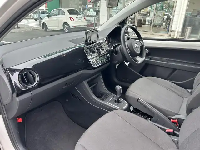 フォルクスワーゲン アップ！ ムーブアップ！ 東京都 2014(平26)年 7.3万km キャンディホワイト 社外ナビ（AVIC-MD33）/純正オーディオ/ETC/盗難防止装置/取扱説明書/スペアキー1本