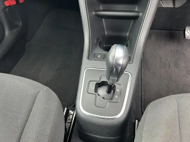 フォルクスワーゲン アップ！ ムーブアップ！ 東京都 2014(平26)年 7.3万km キャンディホワイト 社外ナビ（AVIC-MD33）/純正オーディオ/ETC/盗難防止装置/取扱説明書/スペアキー1本