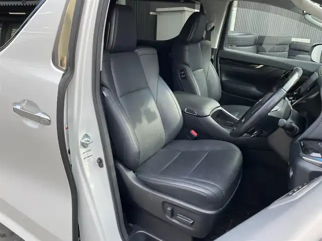 トヨタ ヴェルファイア Z Gエディション 滋賀県 2021(令3)年 3.8万km ホワイトパールクリスタルシャイン 純正9インチメモリナビ/【Bluetooth/DVD/フルセグ】/追従クルーズコントロール/バックカメラ/両側パワースライドドア/オートライト/オートマチックハイビーム/シートヒーター/合皮シート/レーンキープアシスト/パワーバックドア/ハンドルヒーター/LEDヘッドライト/ビルトインETC2.0/前後ドライブレコーダー/純正18アルミ