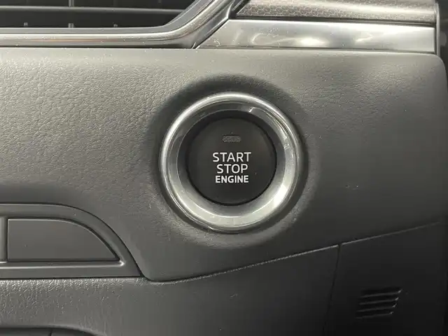 マツダ ＣＸ－５ 20S ブラックセレクション 大分県 2025(令7)年 2.3万km ジェットブラックマイカ ワンオーナー/純正ナビ（Bluetooth/フルセグ/carplay/android auto）/アラウンドビューモニター/BOSEサウンド/衝突被害軽減システム/スマートシティブレーキサポート/ブラインドスポットモニター/オートマチックハイビーム/レーンキープアシスト/レーダークルーズコントロール/前後コーナーセンサー/ハーフレザーシート/D席パワーシート/前席シートヒーター/電動リアゲート/LEDオートライト/パドルシフト/ステアリングヒーター/ETC/MTモード付AT/オートブレーキホールド/純正フロアマット/純正１９インチアルミホイール/スマートキー/スペアキー/保証書/取扱説明書