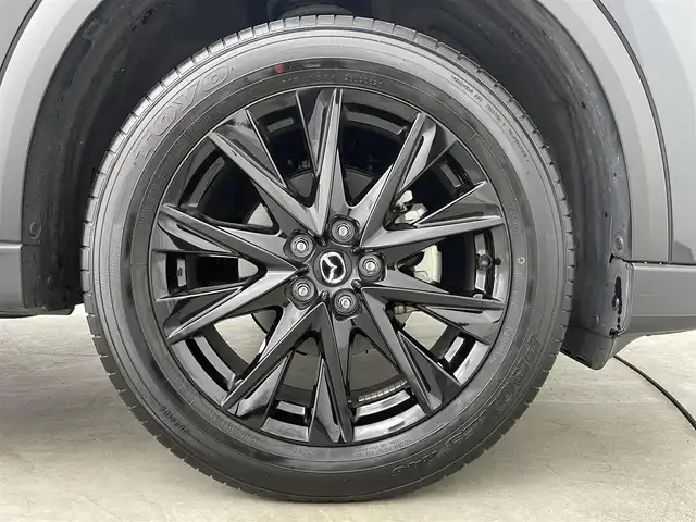 マツダ ＣＸ－５ 20S ブラックセレクション 大分県 2025(令7)年 2.3万km ジェットブラックマイカ ワンオーナー/純正ナビ（Bluetooth/フルセグ/carplay/android auto）/アラウンドビューモニター/BOSEサウンド/衝突被害軽減システム/スマートシティブレーキサポート/ブラインドスポットモニター/オートマチックハイビーム/レーンキープアシスト/レーダークルーズコントロール/前後コーナーセンサー/ハーフレザーシート/D席パワーシート/前席シートヒーター/電動リアゲート/LEDオートライト/パドルシフト/ステアリングヒーター/ETC/MTモード付AT/オートブレーキホールド/純正フロアマット/純正１９インチアルミホイール/スマートキー/スペアキー/保証書/取扱説明書