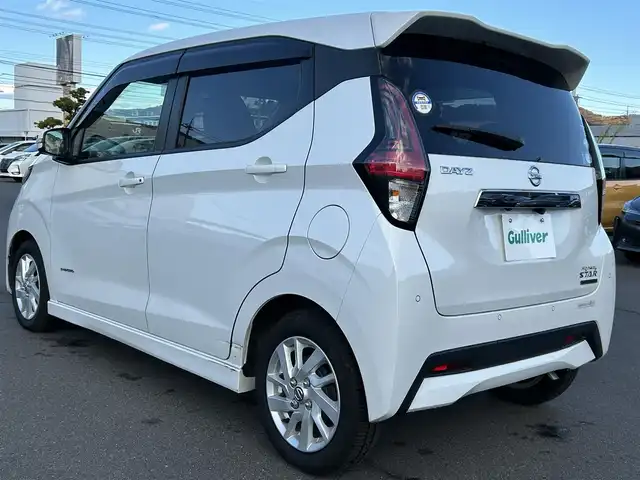 日産 デイズ HWS X プロパイロットED 岡山県 2020(令2)年 3.9万km ホワイトパール 登録時走行距離15728km/純正9インチナビ/フルセグTV(AM/FM/CD/DVD/Bluetooth)/アラウンドビューモニター/ETC/ドライブレコーダー/プロパイロット/・インテリジェントクルーズコントロール/・車線逸脱防止システム/衝突被害軽減ブレーキ/横滑り防止装置/アイドリングストップ/電子パーキング/オートブレーキホールド/オートライト/１４インチ純正AW/純正フロアマット/プッシュスタート/スマートキー