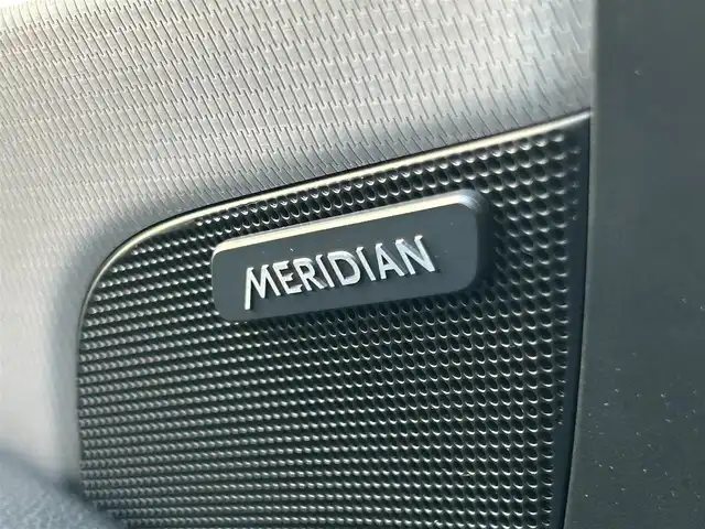 ジャガー ＸＥ XE R－スポーツ 長野県 2017(平29)年 5.8万km 赤 パノラマサンルーフ/ ハーフレザーシート/ 純正ナビTV/ バックカメラ/ MERIDIANサウンド/ ACC/ 衝突軽減B/ レーンディパチャーワーニング/ パワーシート/ヒーター/ スマートキー/ 純正19AW/ 前後パークディスタンスC