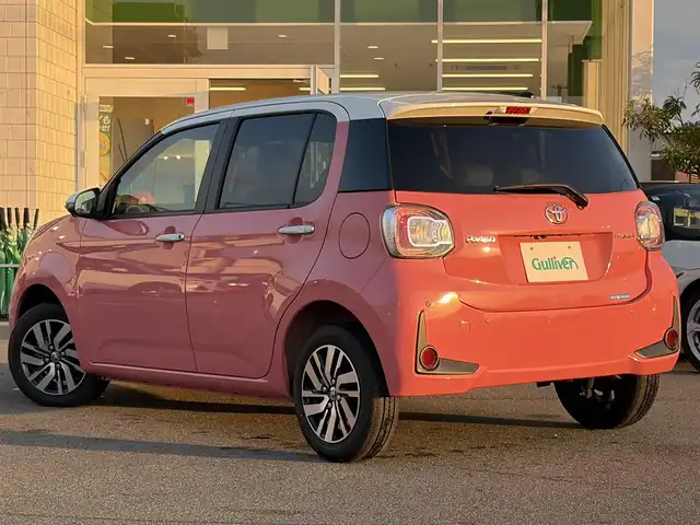 トヨタ パッソ モーダ　チャーム 兵庫県 2020(令2)年 2.8万km ピンクⅡ 純正SDナビ/フルセグ/Bluetooth/アラウンドビューモニター/シートヒーター/ビルトインETC/スマートアシスト/衝突軽減ブレーキ/純正AW/純正フロアマット/オートマチックハイビーム/革巻きステアリング/LEDヘッドライト/スイッチスタート/スマートキー
