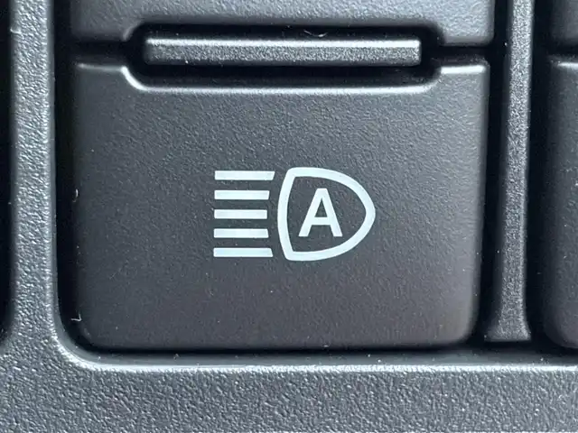 トヨタ パッソ モーダ　チャーム 兵庫県 2020(令2)年 2.8万km ピンクⅡ 純正SDナビ/フルセグ/Bluetooth/アラウンドビューモニター/シートヒーター/ビルトインETC/スマートアシスト/衝突軽減ブレーキ/純正AW/純正フロアマット/オートマチックハイビーム/革巻きステアリング/LEDヘッドライト/スイッチスタート/スマートキー