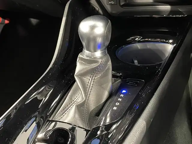 トヨタ Ｃ－ＨＲ G モード ネロ セーフティプラス 愛知県 2020(令2)年 8.4万km ホワイトパールクリスタルシャイン モデリスタエアロ F/S/R/純正DAナビ/全方位カメラ/純正ETC/シートヒーター/トヨタセーフティーセンス/アダクティブクルーズコントロール/衝突軽減ブレーキ/ブラインドスポットモニター/車線逸脱警報/標識検知機能/先行車発進お知らせ機能/LEDヘッドライト/フォグランプ/オートハイビーム/オートブレーキホールド/電子サイドブレーキ/スマートキー/プッシュスタート