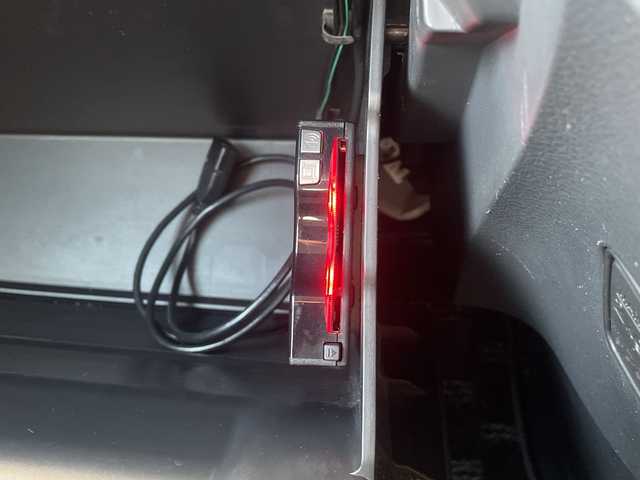 スズキ スペーシア カスタム TS 広島県 2015(平27)年 10.7万km パールホワイト 禁煙車/インタークーラーターボ/社外ナビ（CN-HW850D）/・フルセグ/CD/DVD/HDD/SD/バックカメラ/アルパインフリップダウンモニター（TMX-R3000）/ユピテルドライブレコーダー（TW8500）/ETC/HIDヘッドライト/フォグランプ/スマートキー/プッシュスタート/スペアキー/アルミ付きスタッドレスタイヤ車載/純正15インチアルミホイール/Wエアバック