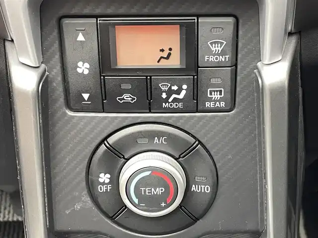 ダイハツ コペン セロ 熊本県 2016(平28)年 7.9万km ブリティッシュグリーンマイカ ワンオーナー　/横滑り防止システム/アイドリングストップ/前席シートヒーター/スマートキー　/プッシュスタート　/ＬＥＤヘッドライト　/フォグランプ　/純正１６インチＡＷ　/純正フロアマット/保証書/取扱説明書