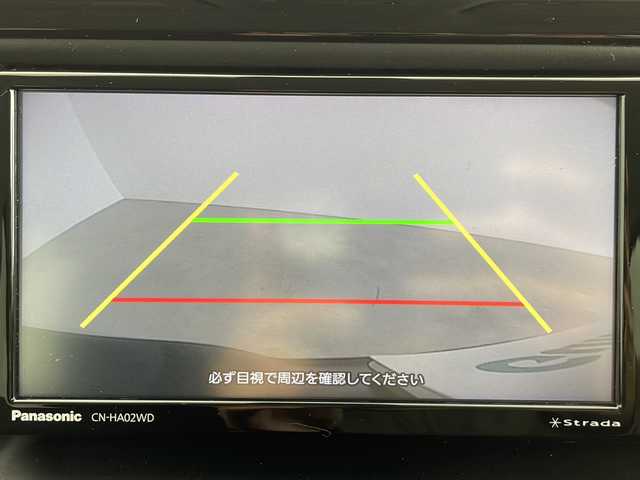 トヨタ エスクァイア Xi 鹿児島県 2016(平28)年 11.1万km スパークリングブラックパールクリスタルシャイン 社外ナビ/（CD/DVD/BT/フルセグTV）/プリクラッシュセーフティ/レーンディパーチャーアシスト/フリップダウンモニター/オートライト/オートマチックハイビーム/両側パワースライドドア