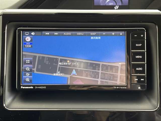 トヨタ エスクァイア Xi 鹿児島県 2016(平28)年 11.1万km スパークリングブラックパールクリスタルシャイン 社外ナビ/（CD/DVD/BT/フルセグTV）/プリクラッシュセーフティ/レーンディパーチャーアシスト/フリップダウンモニター/オートライト/オートマチックハイビーム/両側パワースライドドア