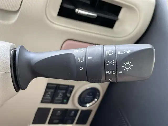 ダイハツ ムーヴ キャンバス G メイクアップ リミテッド　SAⅢ 滋賀県 2020(令2)年 4.7万km パールホワイトⅢ/ブルーミングピンクメタリック 禁煙車/純正9インチナビ/CD.DVD.Bluetooth.フルセグ/全方位カメラ/衝突軽減ブレーキ/両側パワースライドドア/ステアリングスイッチ/アイドリングストップ/ETC/LEDヘッドライト/オートライト/オートハイビーム/フォグランプ/前方ドライブレコーダー/スマートキー