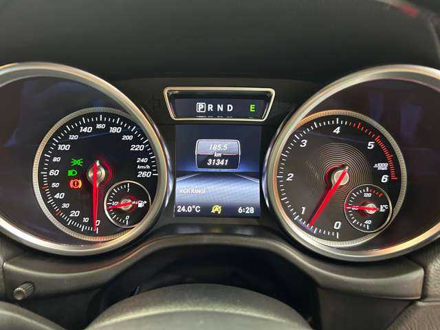 メルセデス・ベンツ ゲレンデヴァーゲン Ｇ３５０ｄ 千葉県 2017(平29)年 3.2万km オブシディアンブラック ラグジュアリーＰＫＧ　/サンルーフ　/ＳＲ　/純正ナビ　/バックカメラ　/ＡＣＣ　/黒革　/シートヒーター　/パワーシート　/キセノンヘッドライト　/オートライト　/ハーマンカードンサウンド　/社外レーダー