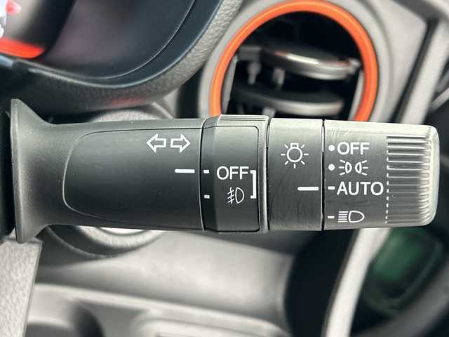 ホンダ Ｎ ＯＮＥ RS 愛知県 2022(令4)年 0.9万km クリスタルブラックパール SPOONマフラー/ローダウン /ルーフ/ドアミラーカバーラッピング/黄色ブレーキキャリパー/ホンダセンシング/レーダークルーズコントロール/コーナーセンサー/レーンキープアシスト/純正ナビ/フルセグTV/CD/DVD/BT/USB/バックカメラ/シートヒーターD/N席/電子パーキングブレーキ/パドルシフト/革巻きステアリング/ステアリングスイッチ/ドライブレコーダー/LEDヘッドライト/オートライト/ETC