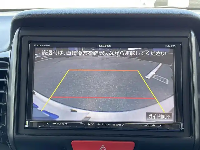ホンダ Ｎ ＢＯＸ カスタム G Lパッケージ 埼玉県 2016(平28)年 9.4万km プレミアムホワイトパールⅡ (株)IDOMが運営する【じしゃロン川越店】の自社ローン専用車両になります。こちらは現金またはオートローンご利用時の価格です。自社ローンご希望の方は別途その旨お申付け下さい/社外SDナビ　AVN-Z05i/フルセグ/Bluetooth/CD/AM/FM/HDMI/バックカメラ/ツートンルーフ/電動スライドドア/純正１４インチアルミホイール/ビルトインETC/ウインカーミラー/HIDオートライト/フォグ/リアシェード/シートバックテーブル/ステアリングリモコン/純正フロアマット/ドアバイザー/スマートキー（スペア×１）/プッシュスタート/アイドリングストップ/ハンドルカバー/車両取扱説明書/保証書