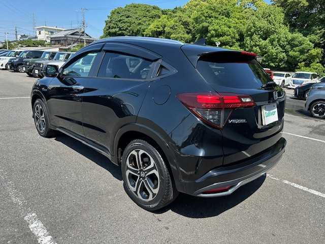 ホンダ ヴェゼル ハイブリッド Z ホンダセンシング 大阪府 2019(令1)年 3.6万km クリスタルブラックパール 純正８インチナビ　/フルセグ　/バックカメラ　/ハーフレザーシート　/シートヒーター　/レーダークルーズコントロール　/ルーフレール　/ビルトインＥＴＣ　/ＬＥＤヘッドライト　/マット　/バイザー