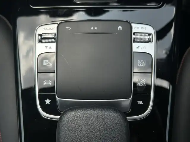 メルセデス・ベンツ Ａ２００ｄ AMGライン 東京都 2020(令2)年 3.2万km ポーラホワイト レーダーセーフティパッケージ/パノラミックスライディングルーフ/純正ナビ/バックカメラ/ETC2.0/パドルシフト/パワーシート/シートヒーター/ワイヤレス充電/アイドリングストップ/衝突軽減ブレーキ/レーンキープアシスト/コーナーセンサー/純正18インチAW