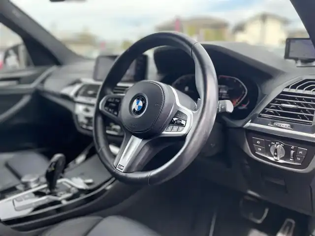 ＢＭＷ Ｘ３ xDrive20d Mスポーツ 栃木県 2021(令3)年 2.6万km サファイアブラックP ハイラインパッケージ/ナビ/フルセグ/全方位カメラ/ミラーETC/コンフォートアクセス/インテリジェントセーフティ/ACC/レーンキープアシスト/ブラインドスポット /PDC/黒革シート/パワーシート /全席シートヒーター /パワーテルゲート/フットトランクオープナー /LEDヘッドライト/オートハイビーム /ヘッドアップディスプレイ/アンビエントライト