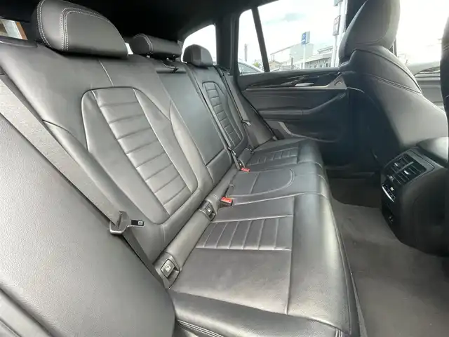 ＢＭＷ Ｘ３ xDrive20d Mスポーツ 栃木県 2021(令3)年 2.6万km サファイアブラックP ハイラインパッケージ/ナビ/フルセグ/全方位カメラ/ミラーETC/コンフォートアクセス/インテリジェントセーフティ/ACC/レーンキープアシスト/ブラインドスポット /PDC/黒革シート/パワーシート /全席シートヒーター /パワーテルゲート/フットトランクオープナー /LEDヘッドライト/オートハイビーム /ヘッドアップディスプレイ/アンビエントライト