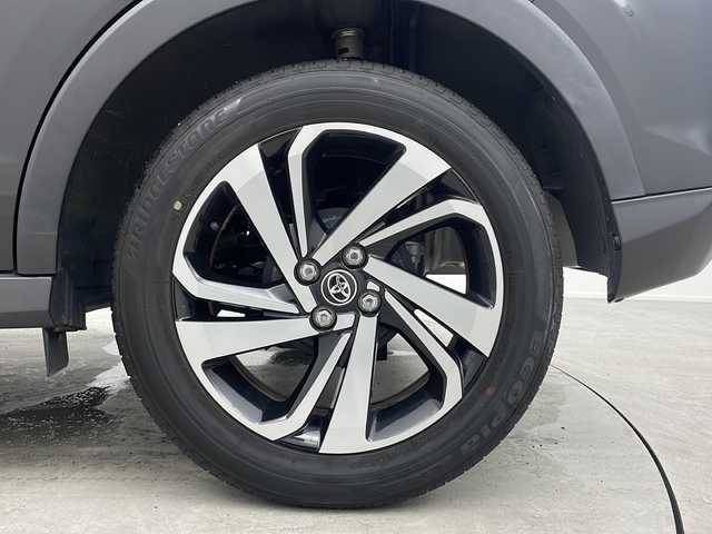トヨタ ライズ Z 大阪府 2023(令5)年 3.5万km ブラックマイカメタリック 純正９インチディスプレイオーディオ/・TV/・AndroidAuto/・AppleCarPlay/・HDMI/・ブルートゥース/アラウンドビューモニター/レーダークルーズコントロール/衝突被害軽減システム/レーンキープアシスト/シートヒーター/電動パーキングブレーキ/ETC/前後ドライブレコーダー/純正LEDヘッドライト/純正１７インチAW/スマートキー/スペアキー