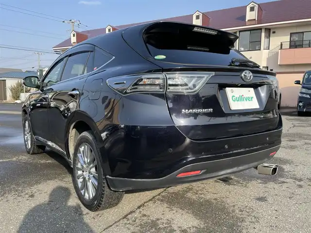 トヨタ ハリアー プレミアム アドバンスドP 道央・札幌 2014(平26)年 8.3万km スパークリングブラックパールクリスタルシャイン 登録時走行距離82/346km/　４　W　D　/純正ナビ（CD/DVD/FM/AM/SD/BT)/フルセグ（走行中視聴不可）/バックカメラ/全方位モニター/アイドリングストップ/ウィンカーミラー/クルーズコントロール（追従走行あり）/ドアバイザー/プッシュスタート/ビルトインETC/MTモード付AT/スペアキー×１/純正エンジンスターター/電動リアゲート/パワーシート（運転席）/ハーフレザーシート/純正フロアマット/横滑り防止装置/コーナーセンサー/レーンキープアシスト/盗難防止装置/オートライト/オートマチックハイビーム/プリクラッシュブレーキアシスト/フォグランプ/自動防眩ミラー/ステアリングスイッチ/革巻きステアリング/ワイパー間欠時間コントローラー/電動格納ミラー/ECO・PWRモード/ワイヤレス充電器