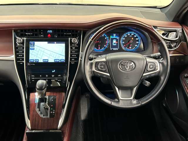 トヨタ ハリアー プレミアム アドバンスドP 道央・札幌 2014(平26)年 8.3万km スパークリングブラックパールクリスタルシャイン ４ＷＤ//純正ナビ（CD/DVD/FM/AM/SD/BT)//フルセグ（走行中視聴不可）//バックカメラ//全方位モニター//アイドリングストップ//ウィンカーミラー//クルーズコントロール（追従走行あり）//ドアバイザー//プッシュスタート//ビルトインETC//MTモード付AT//スペアキー×１//純正エンジンスターター//電動リアゲート//パワーシート（運転席）//ハーフレザーシート//純正フロアマット/横滑り防止装置//コーナーセンサー//レーンキープアシスト//盗難防止装置//オートライト//オートマチックハイビーム//プリクラッシュブレーキアシスト//フォグランプ//自動防眩ミラー//ステアリングスイッチ//革巻きステアリング//ワイパー間欠時間コントローラー//電動格納ミラー//ECO・PWRモード//ワイヤレス充電器